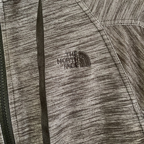 The North Face full zip - Picture 2 of 5